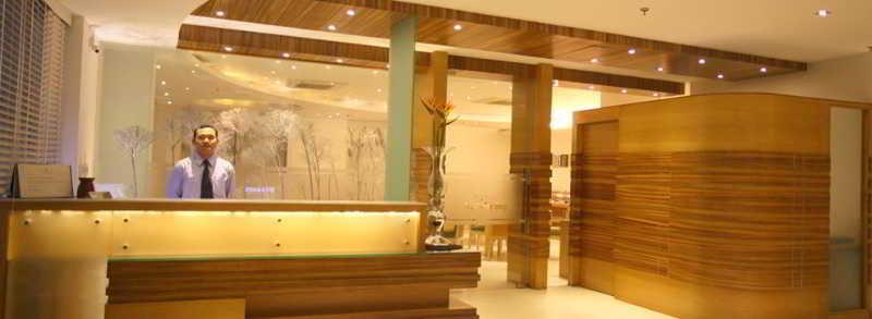 Emblem Hotel Sector 14 Gurgaon Exterior foto