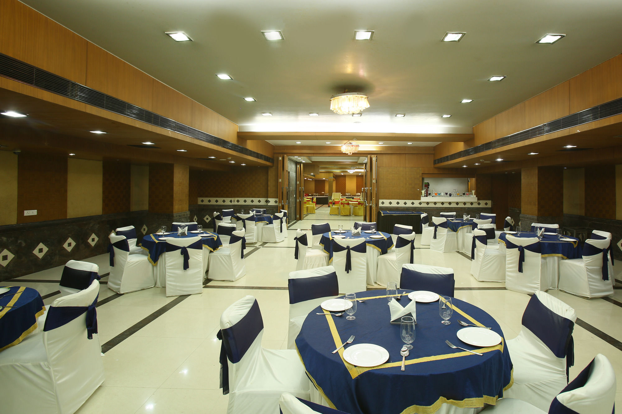 Emblem Hotel Sector 14 Gurgaon Exterior foto